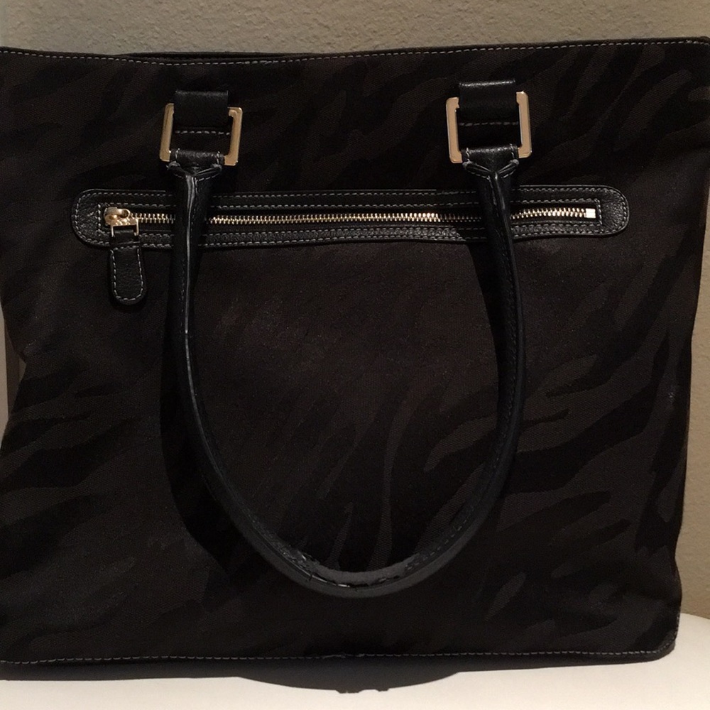 Handbag - Picture 2 of 4